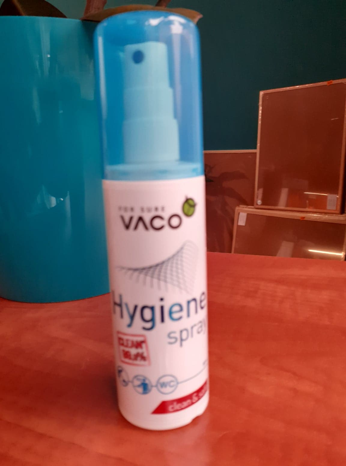 VACO DO DEZYNFEKCJI POWIERZCHNI spray